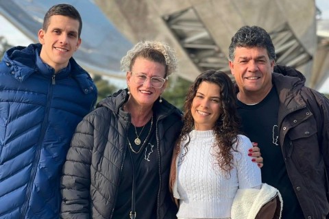 Família transforma solidariedade em rede de oportunidades para jovens e famílias vulneráveis